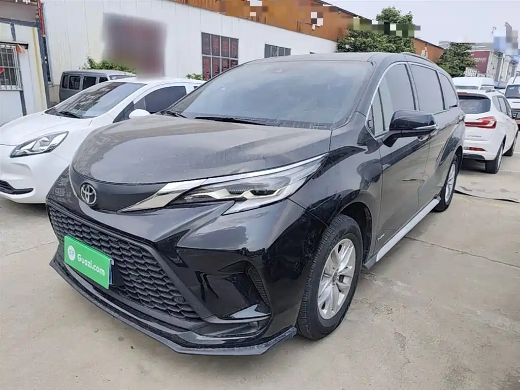 Toyota Granvia 2024 2.5L Hybrid Comfort