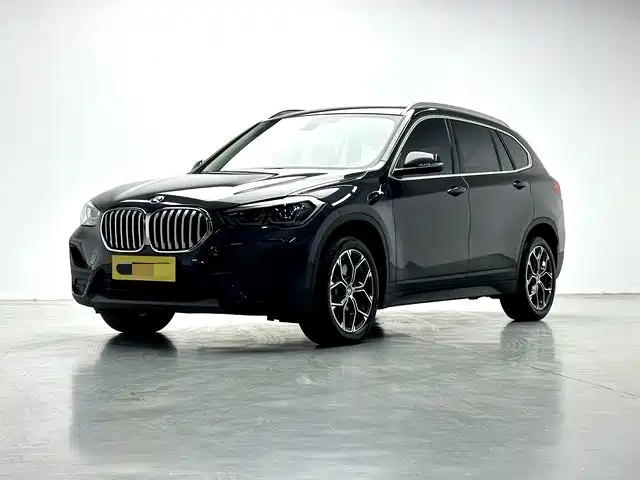 BMW X1 2022 sDrive25Li Leading