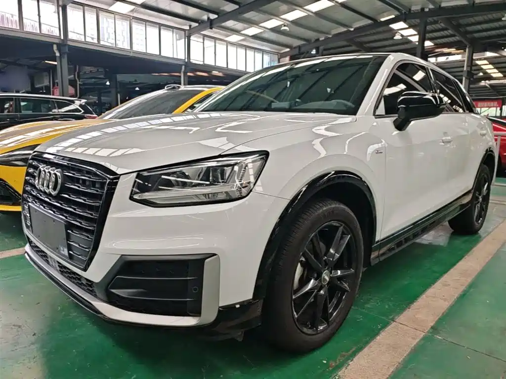 Audi Q2L 2021 35 TFSI Progressive Dynamic