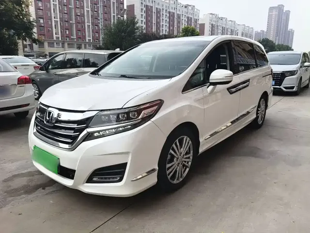 Honda Elysion 2016 2.4L Luxury Edition
