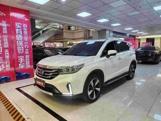 GAC Trumpchi GS4 2019 270T Automatic 2WD Luxury Smart Connect Edition