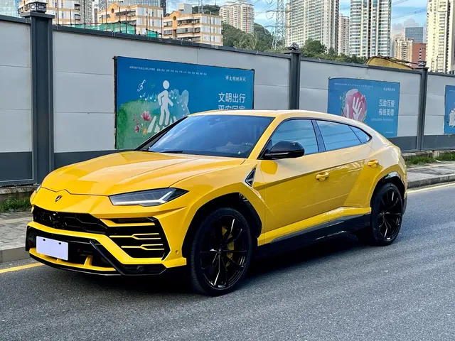 Lamborghini Urus 2021 4.0T V8