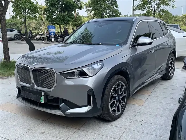 BMW iX1 2023 xDrive30L X Design Package