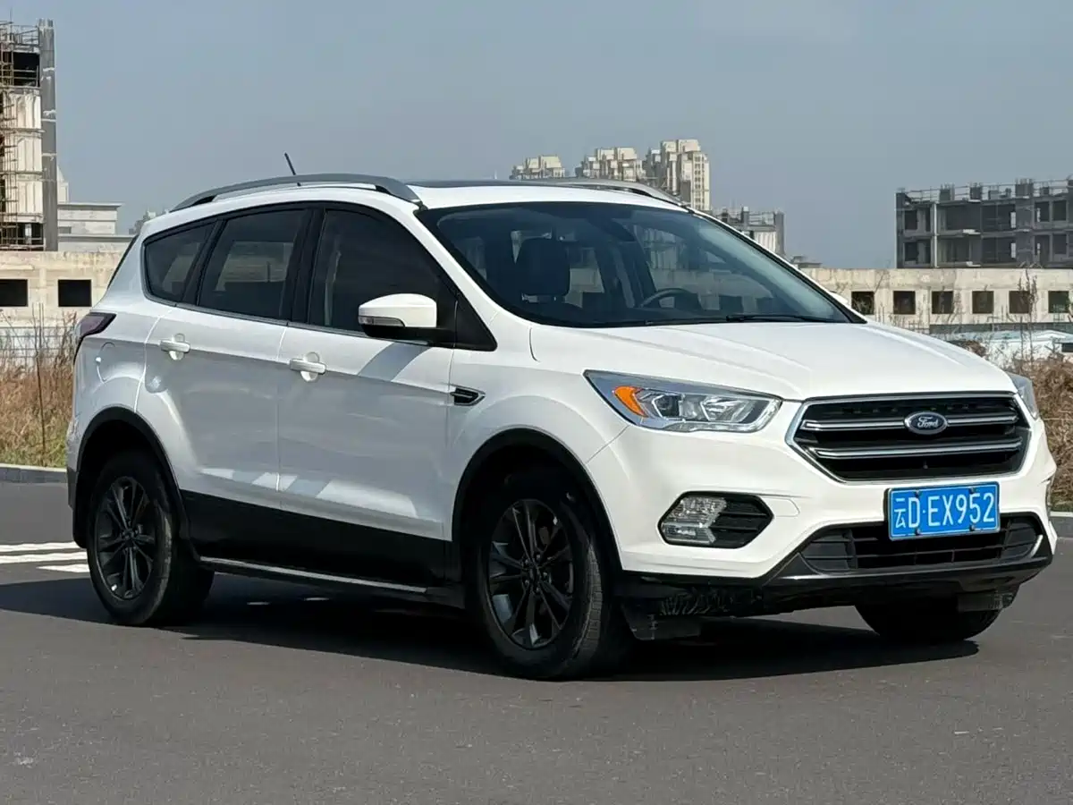 Ford Kuga 2019 EcoBoost 180 2WD Platinum Wing Edition China VI