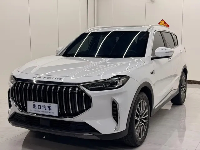Jetour X70 PLUS 2023 1.5T DCT Self-Strengthening PRO 5-Seater