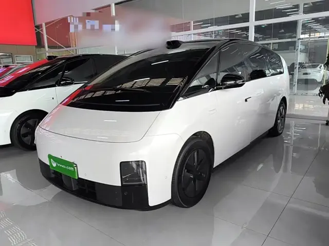 Li Auto MEGA 2024 Ultra