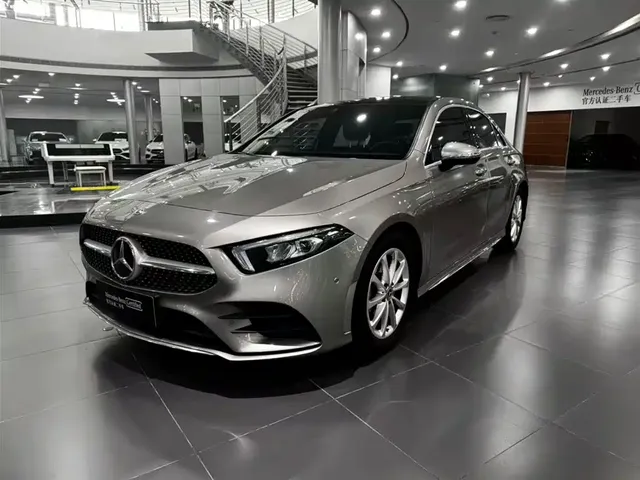 Mercedes-Benz A-Class 2021 A 200 L Sport Sedan Fashion Edition