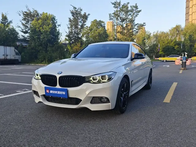 BMW 3 Series GT 2020 320i M Sport Black Night Edition