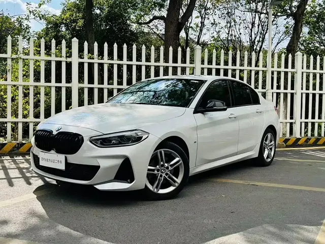 BMW 1 Series 2021 Facelift 120i M Sport Shadow Edition