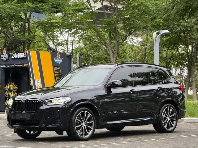 BMW X3 2023 xDrive30i Leading M Night Package