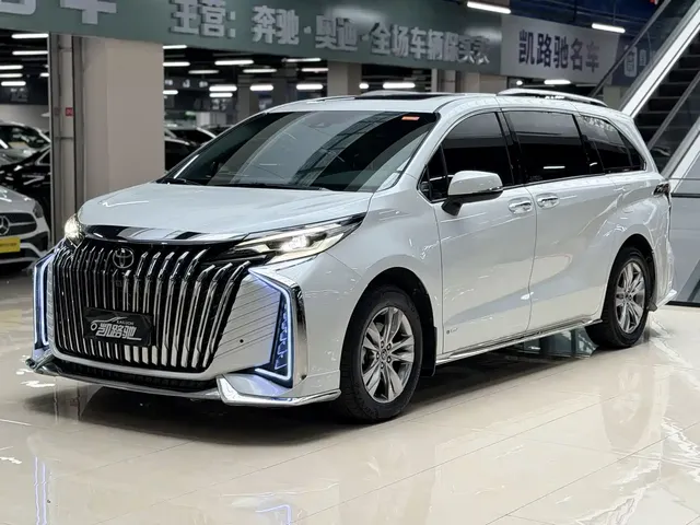 Toyota Sienna 2024 2.5L Hybrid Comfort Edition
