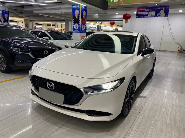 Mazda 3 Axela 2022 2.0L Automatic Premium Edition