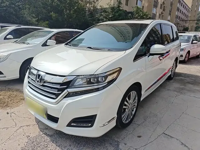 Honda Elysion 2016 2.4L Fashion Edition