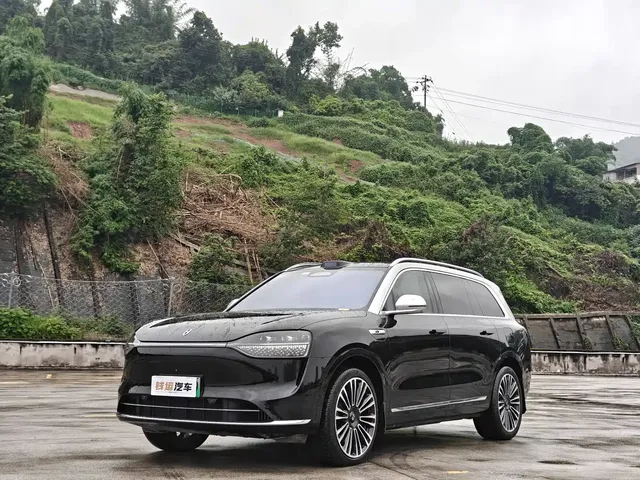 AITO Wenjie AITO M9 2024 Extended Range Ultra 42kWh 6-Seater