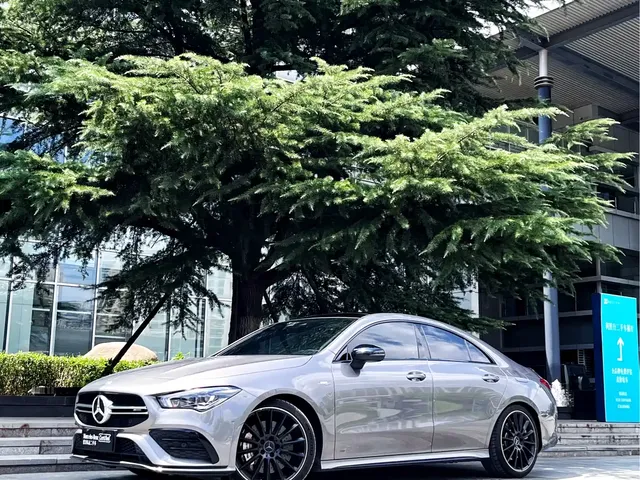 Mercedes-Benz CLA AMG 2023 AMG CLA 35 4MATIC