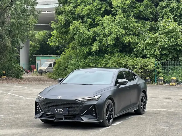 Changan UNI-V 2022 1.5T Premium Model