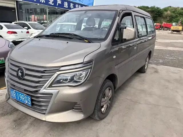 Dongfeng Fengxing Lingzhi 2023 M5L 1.6L Luxury 7-Seater