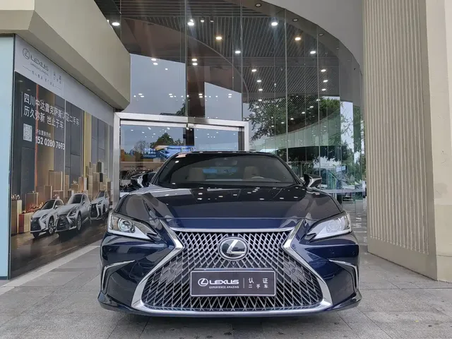 Lexus ES 2020 200 Excellence