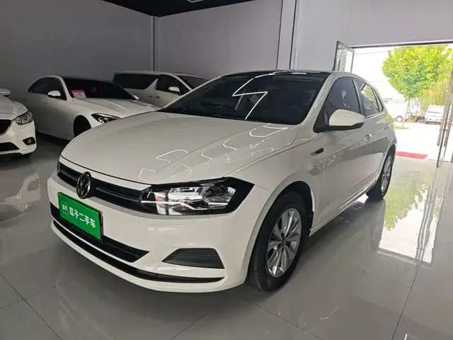 Volkswagen Polo 2021 Plus 1.5L Automatic Colorful Tech Edition