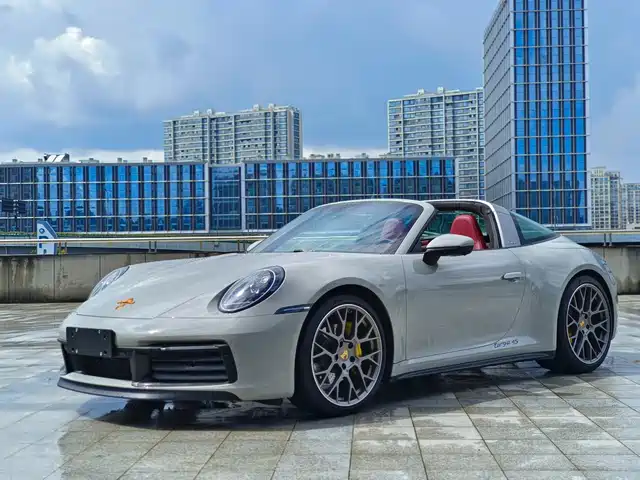 Porsche 911 2023 Targa 4 3.0T