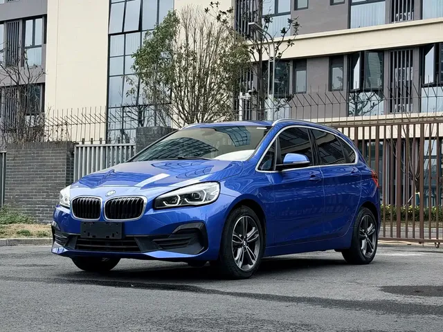 BMW 2 Series Touring 2018 218i M Sport Package
