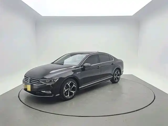 Volkswagen Magotan 2025 Facelift Public Edition 330TSI DSG Luxury