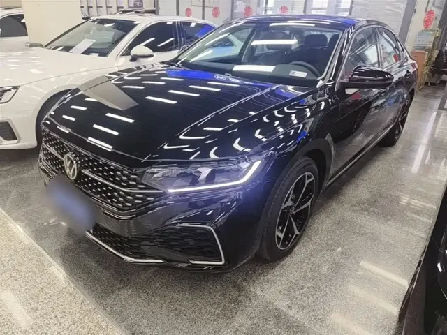 Volkswagen Passat 2026 Outstanding Edition 330TSI Starlight Elite Version