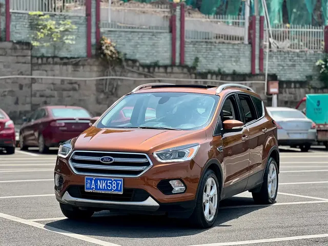 Ford Kuga 2017 EcoBoost 245 AWD Platinum