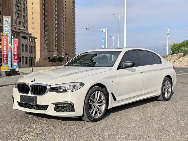 BMW 5 Series 2019 525Li M Sport Package