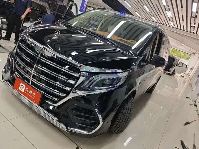 Mercedes-Benz Vito 2021 2.0T Business Edition 7-seater