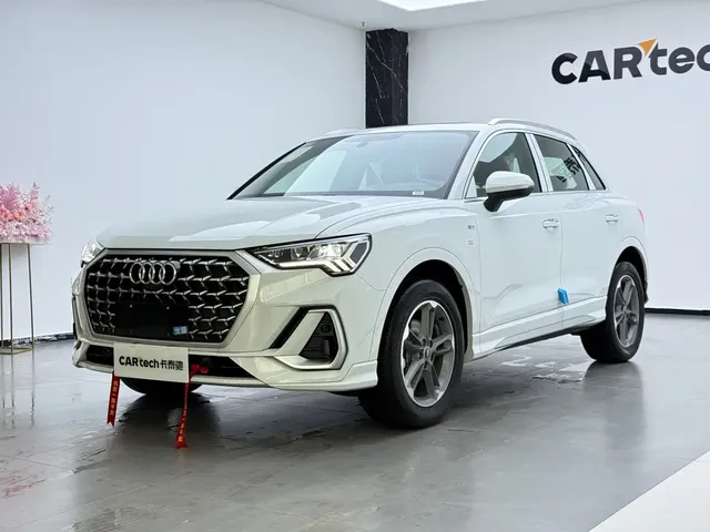 Audi Q3 2024 35 TFSI Progressive Sport