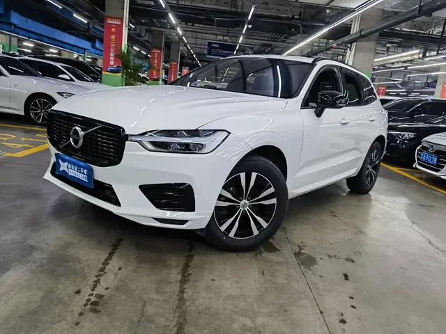 Volvo XC60 2021 T5 AWD R-Design