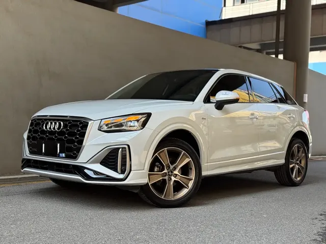 Audi Q2L 2022 35 TFSI Fashion Dynamic