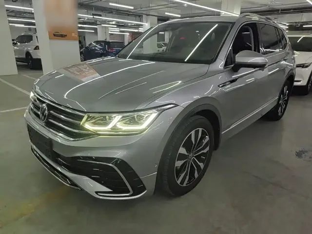 Volkswagen Tiguan L 2022 330TSI Automatic 2WD R-Line Flagship Edition