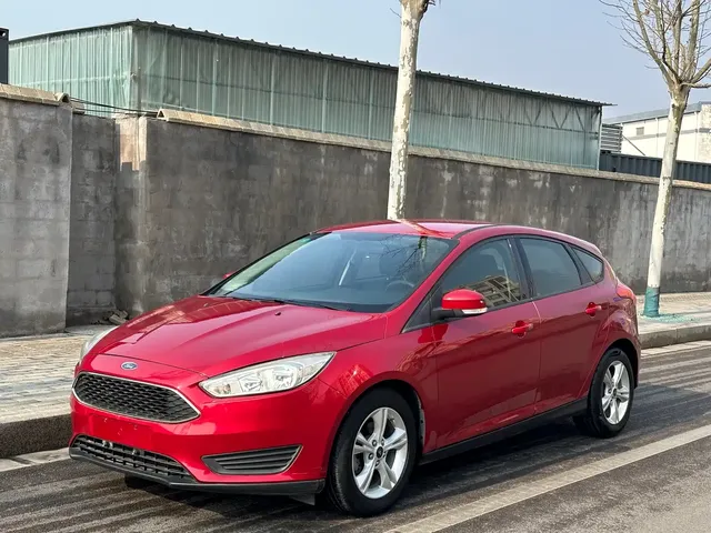 Ford Focus 2018 Hatchback Classic 1.6L Automatic Comfort Smart Edition