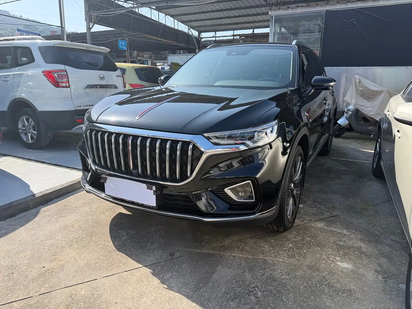 Hongqi HS5 2022 Facelift 2.0T Smart Flag Enjoyment AWD Edition