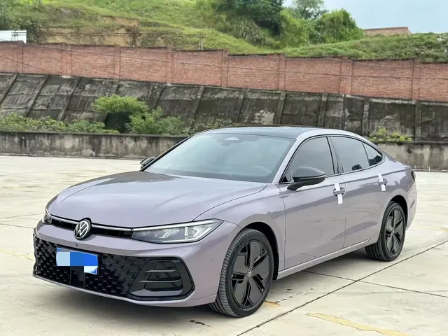 Volkswagen Passat 2025 Model Pro 380TSI Starlight Dragon Edition