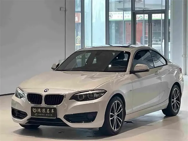BMW 2 Series (Import) 2018 220i Sport Design Package
