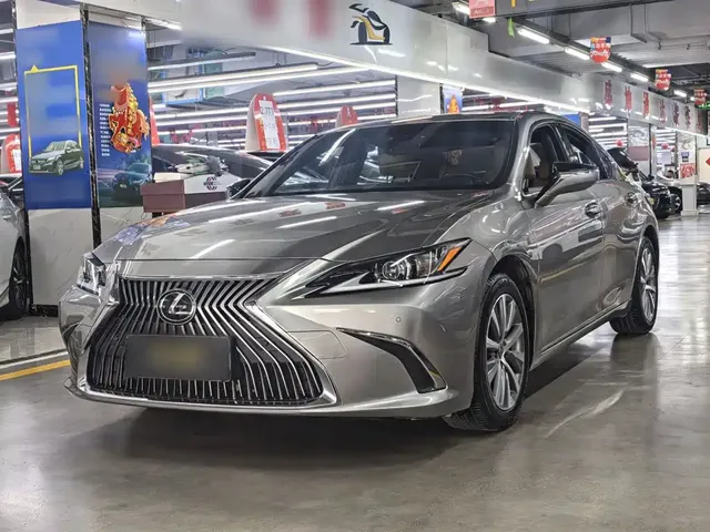 Lexus ES 2020 200 Excellence