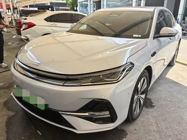 Geely Galaxy A7 2025 EM-i 150km Explorer+ Edition