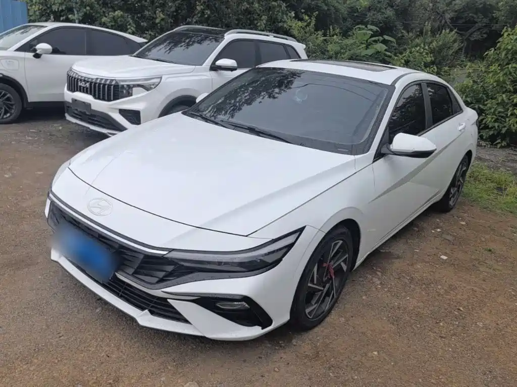 Hyundai Elantra 2023 1.5L CVT GLX Elite Edition