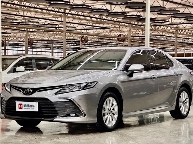 Toyota Camry 2021 2.0G Luxury Edition
