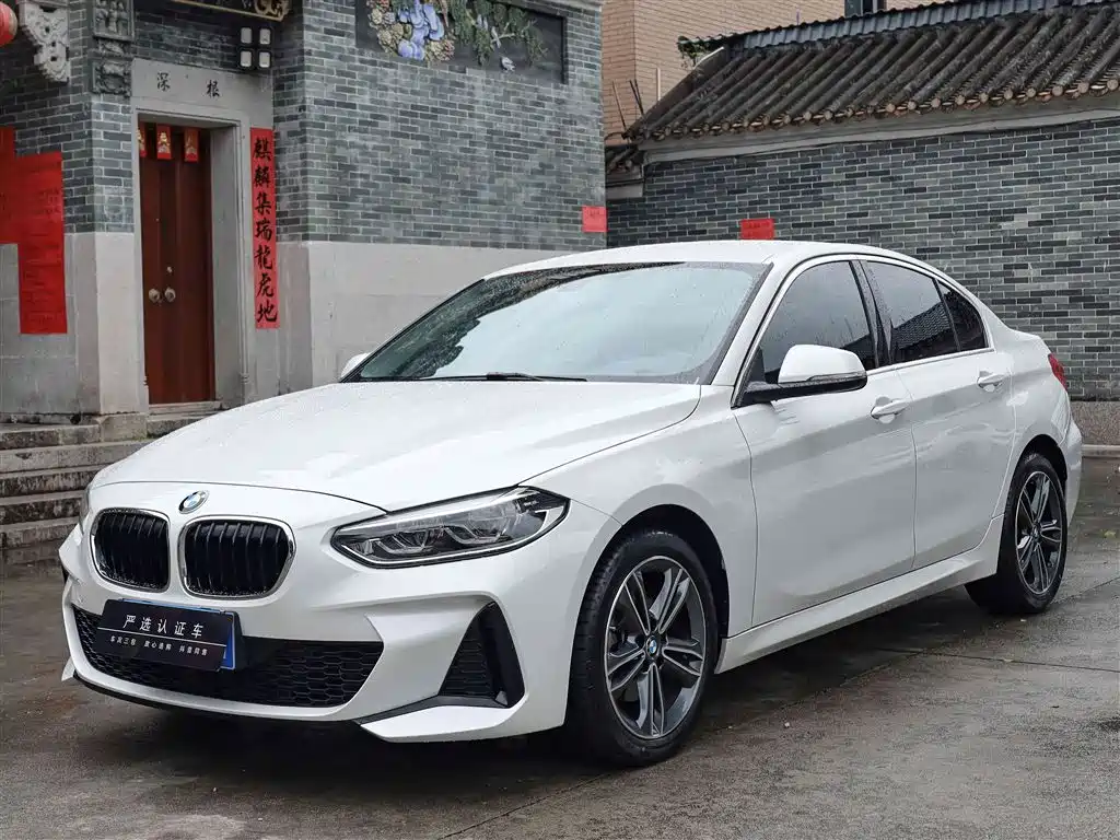 BMW 1 Series 2022 120i M Sport