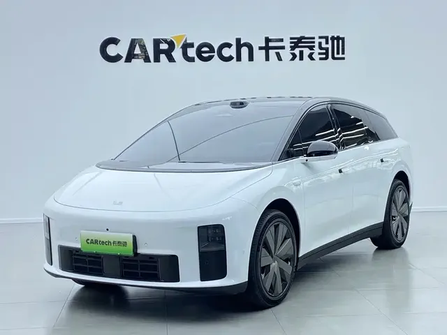 Li Auto i6 2025 4WD Base Model