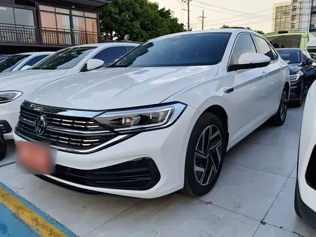 Volkswagen Sagitar 2023 300TSI DSG Surpassing Edition