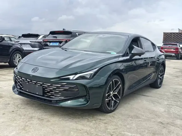 MG 7 2023 2.0T Automatic Hunting Beauty Premium Edition
