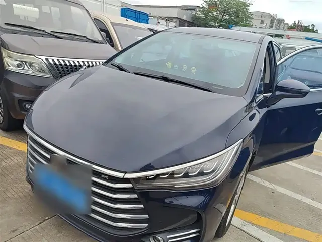 BYD Song MAX 2019 1.5T Manual Smart Connected Sunroof 6-seater China VI