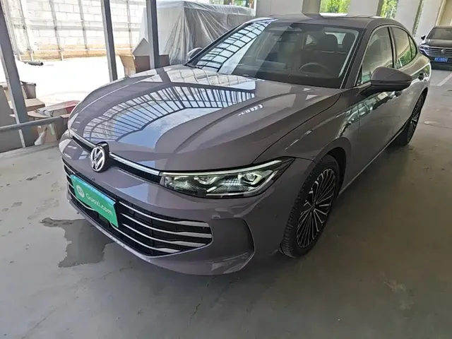 Volkswagen Passat 2025 Pro 380TSI Dragon Prestige Edition