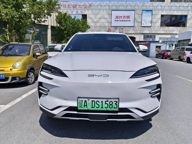 BYD Song PLUS PHEV 2024 Glory Edition EV 520km Luxury