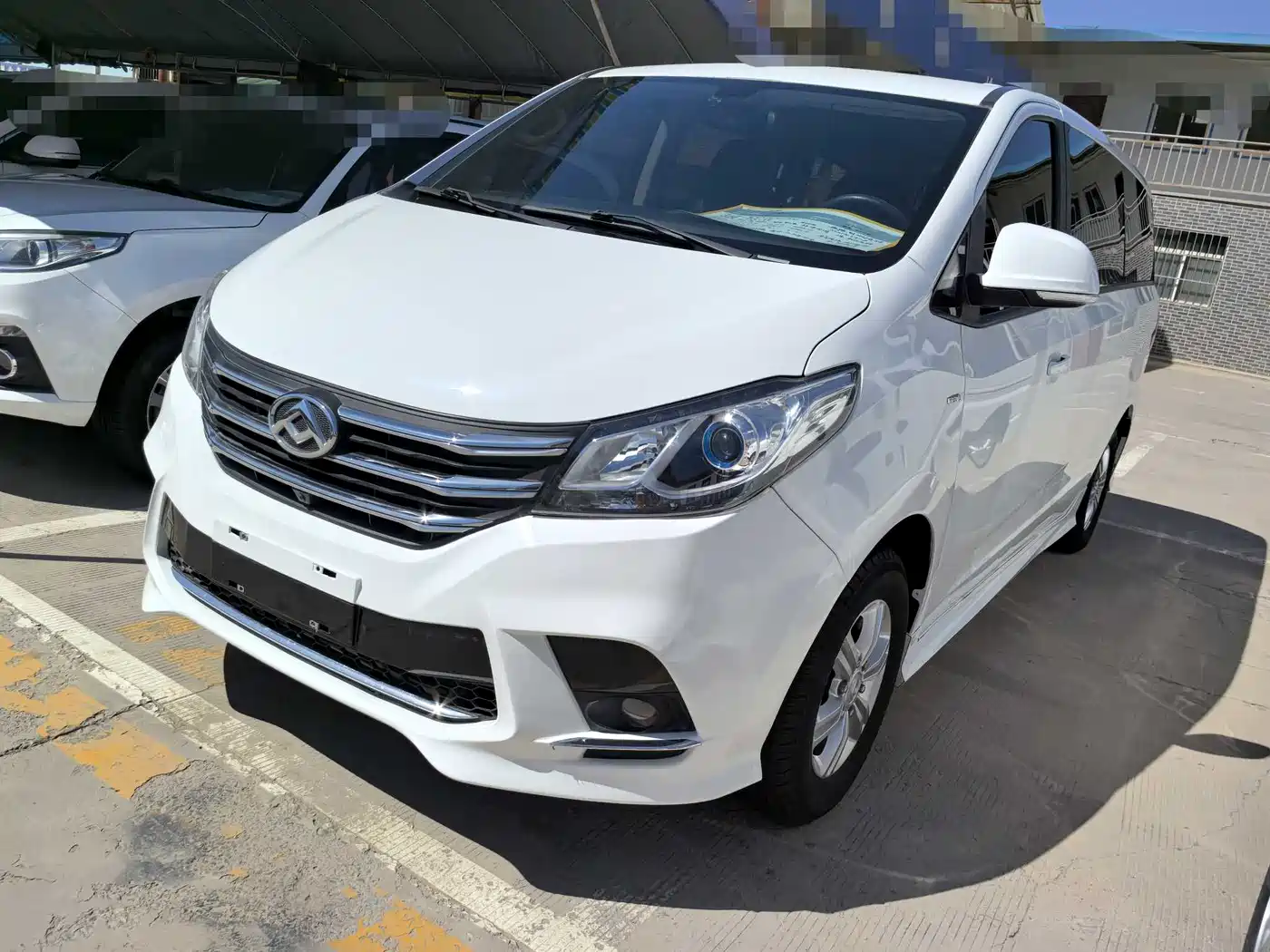 SAIC Maxus G10 2021 2.0T Automatic Elite Edition Gasoline 7-Seater